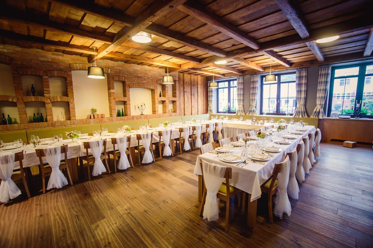 Hotel Lidovy Dum Bzenec Kültér fotó